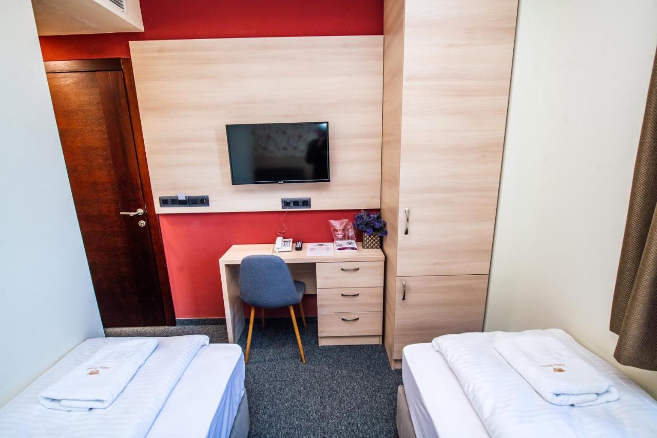 Zlatna Kruna Banja Luka Bagian luar foto